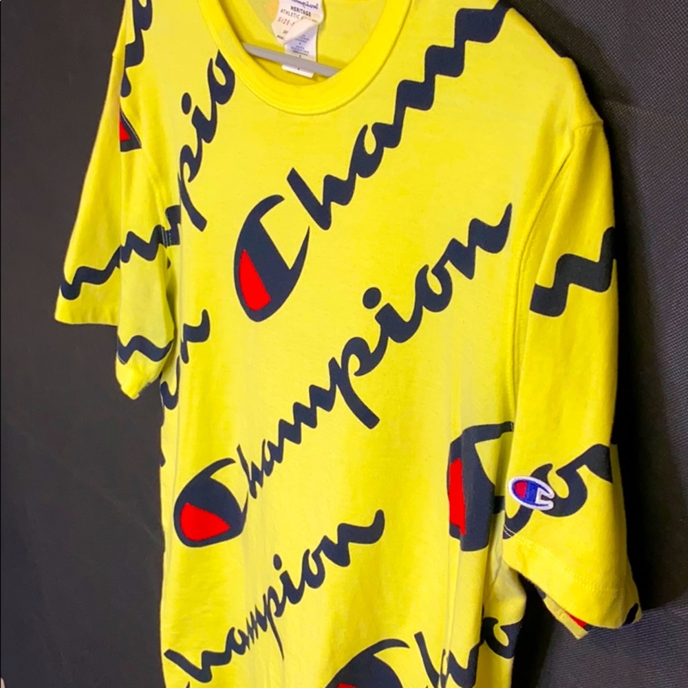Champion Print T-Shirt - M